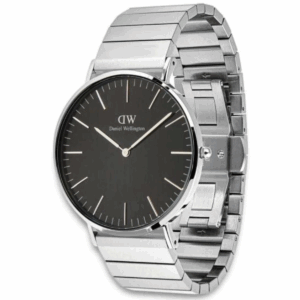 Thiet Ke Chua Co Ten 20  1727925744